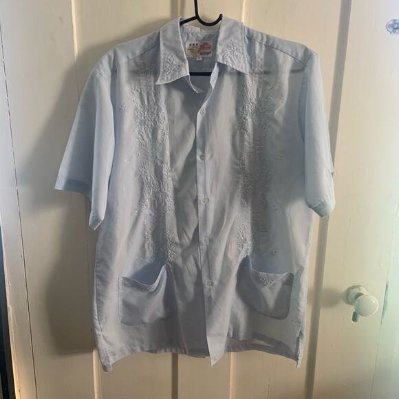 Vintage guayabera 70s80s shirt. Guayabera wedding shirt embroidered pastel blue - Picture 7 of 8